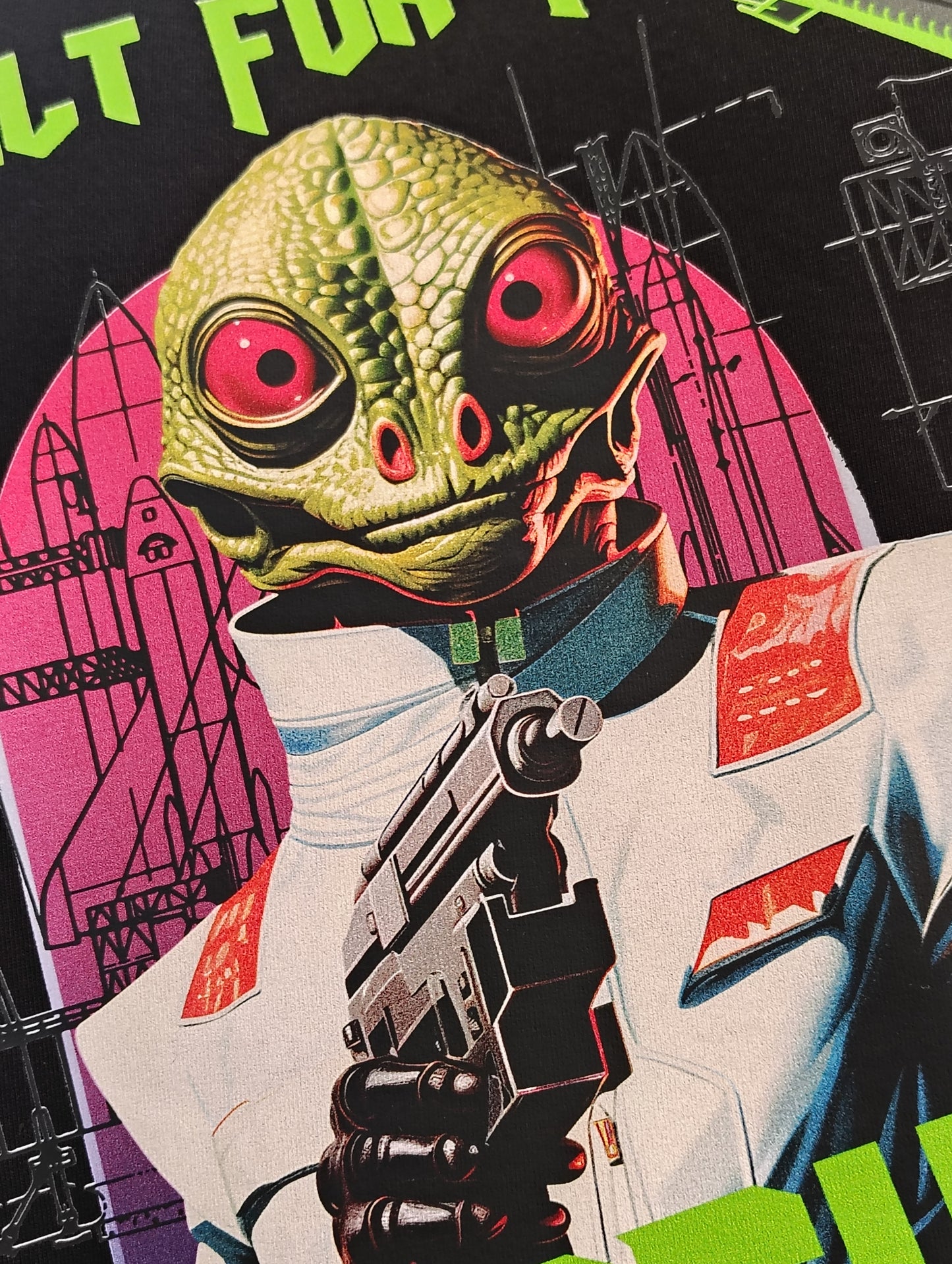 Built For the Pressure Alien Retro Grunge Short Sleeve T-Shirt