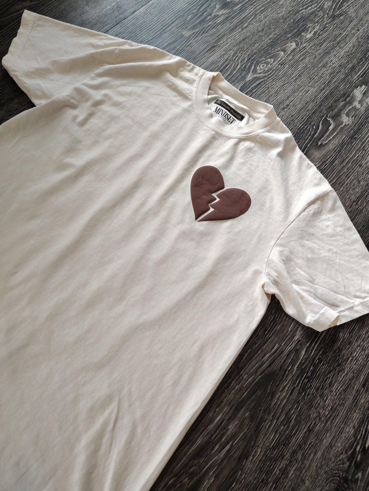 Luv The Ones Who Luv U Vintage Tee Puff