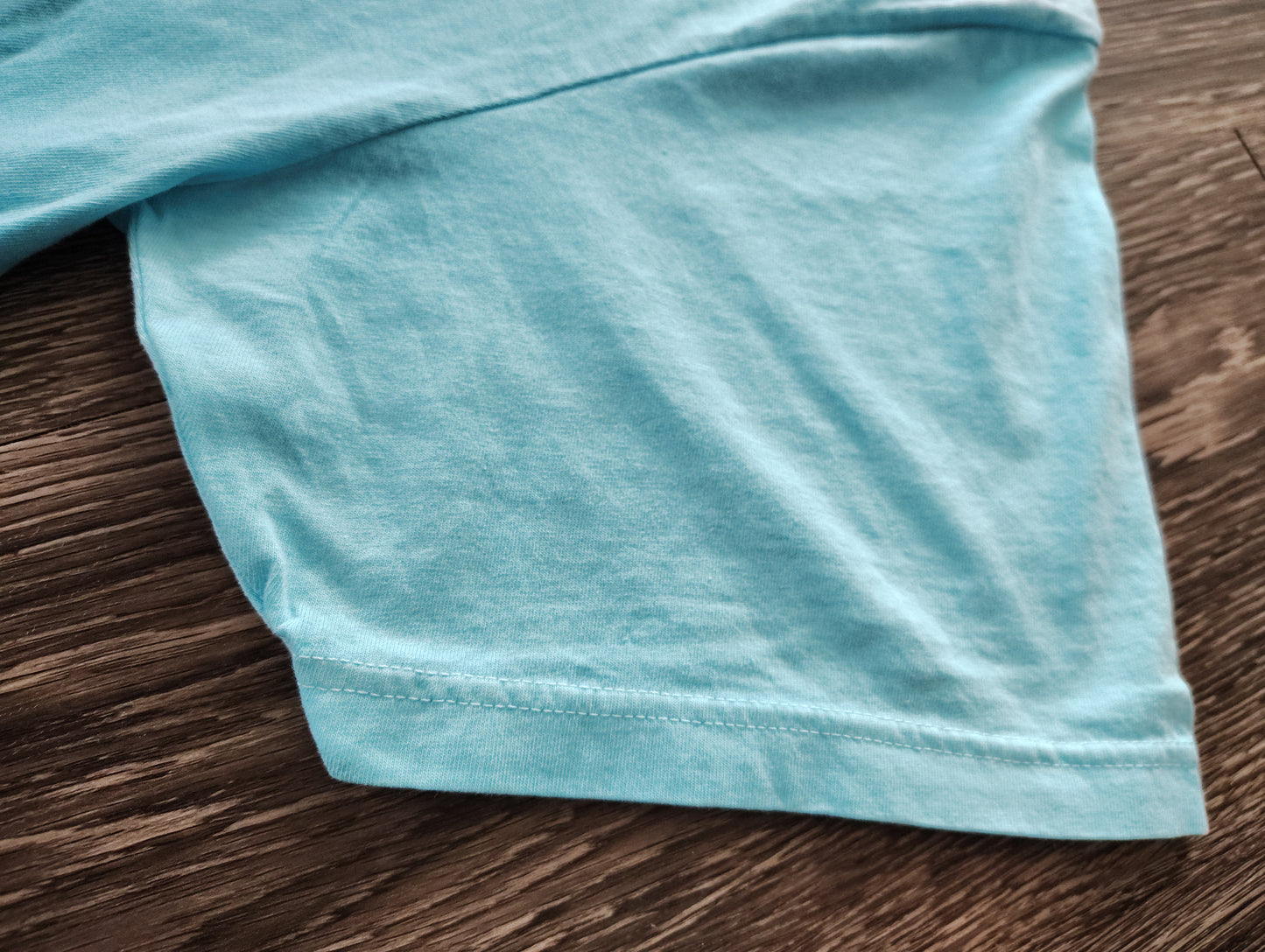 Luv The Ones Who Luv U Vintage Tee Puff